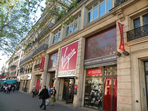  Virgin mégastore, Boulevard Montmartre